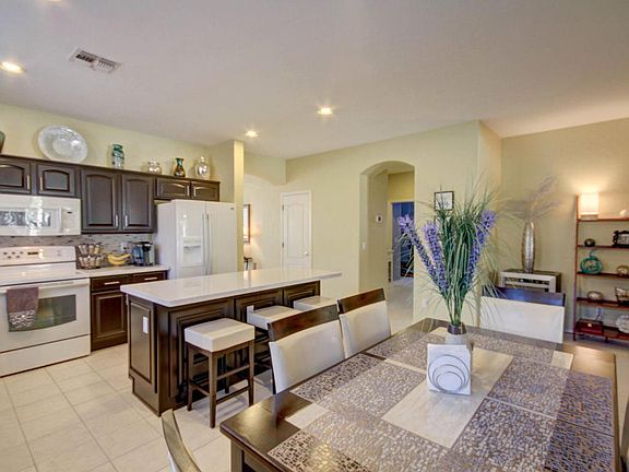 3rd image of 6216 W Oraibi Dr