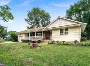 11 Makefield Cir S, Allentown, NJ 08501