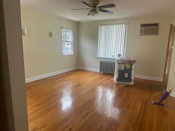 3rd image of 5649 141st St #1