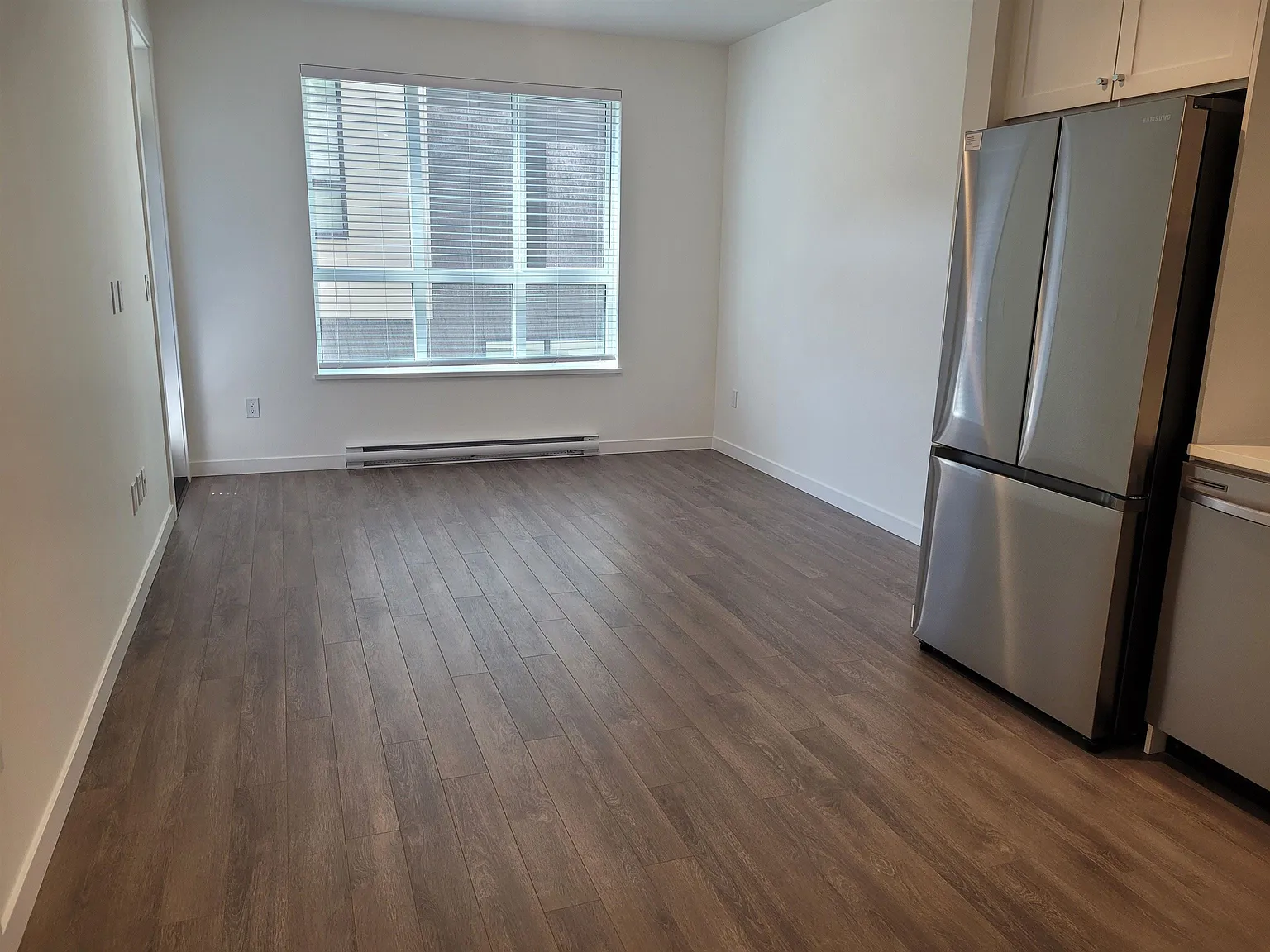2 bed, 620 sqft, $2,100 — Photo 3