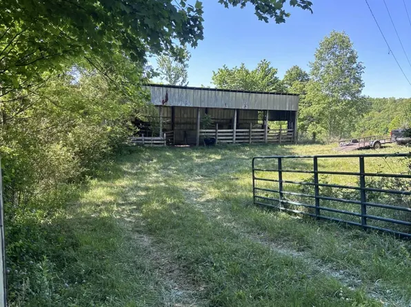 407 Earl Maples Ln, Tazewell, TN 37879