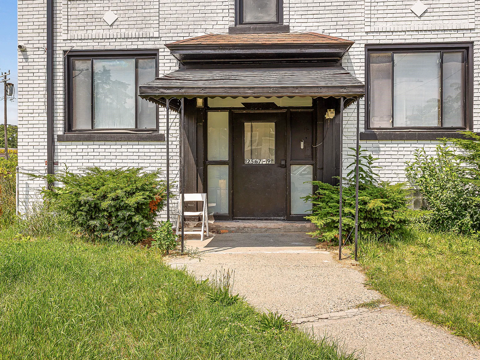 2 bed, 650 sqft, $900 — Photo 2