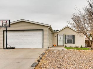 654 Meadowlark Ln, Lochbuie, CO 80603