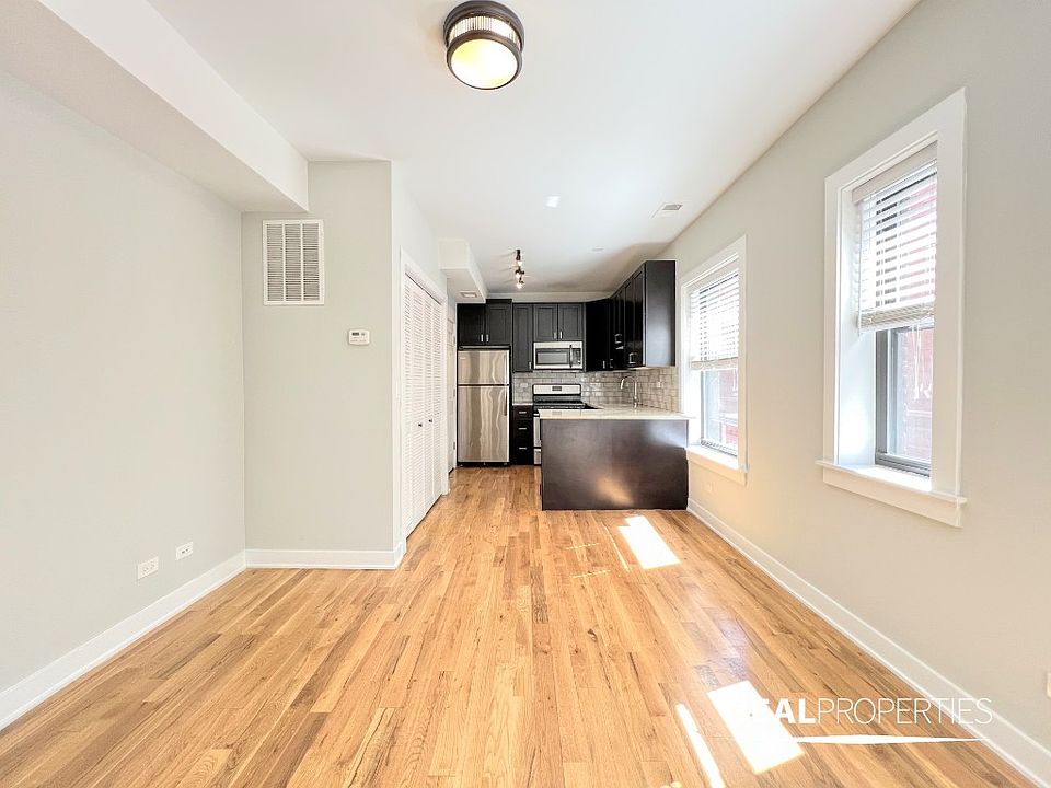 1st image of 2201 W Eastwood Ave APT 1W