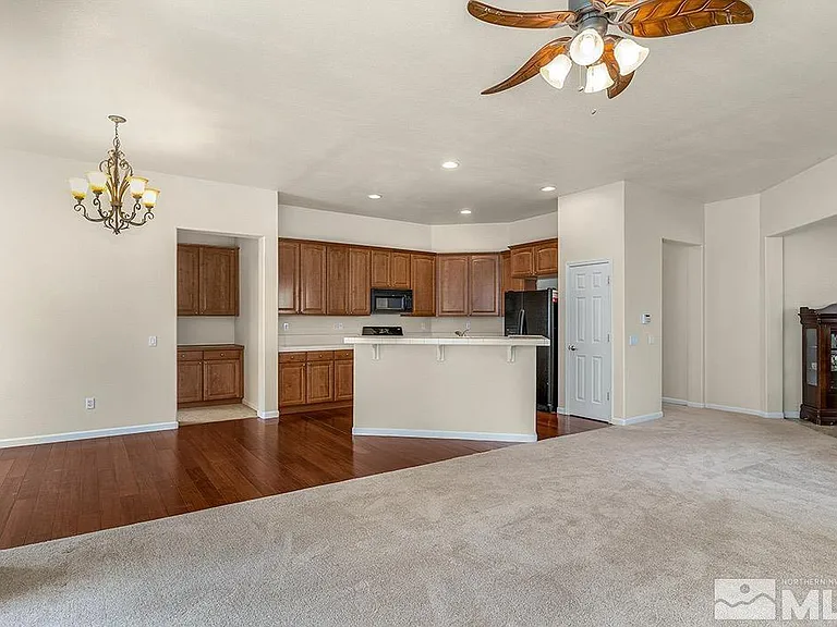 2815 Albazano Dr — Photo 9