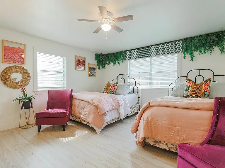 Pecan Creek Dr — Photo 24