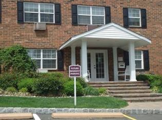 16 Hasbrouck Rd APT A, Garnerville, NY 10923