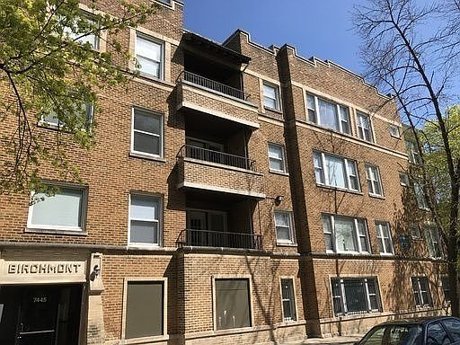 1st image of 7451 N Greenview Ave #114