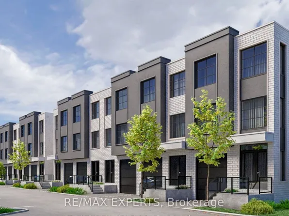 234 King Rd #19, Richmond Hill, ON L4E 2W1