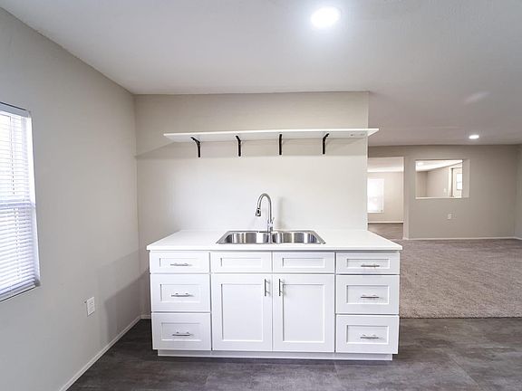 4th image of 4124 Ernest Dr