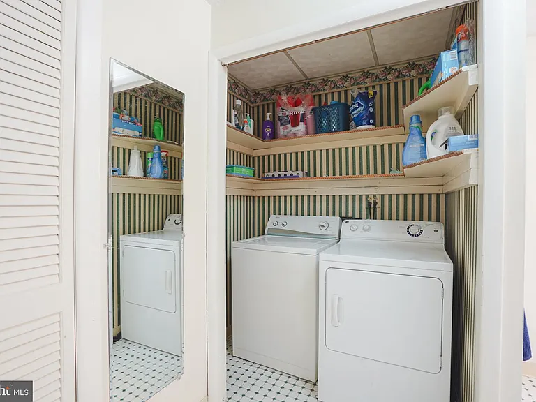 1501 Light St #2 — Photo 11