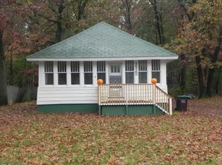 1925 Lilac St, Muskegon, MI 49442