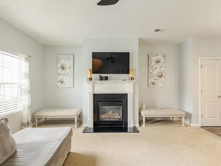 Imperial Cir SW — Photo 3