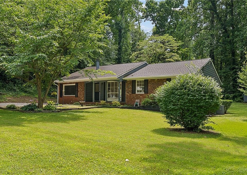 1st image of 2530 Rolling View Dr SE