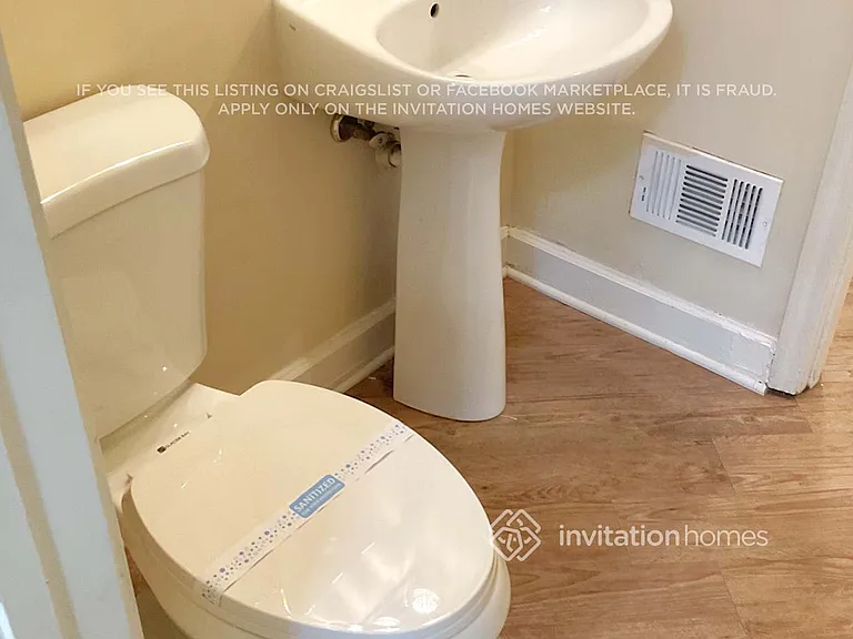 1942 Tristan Dr SE — Photo 17