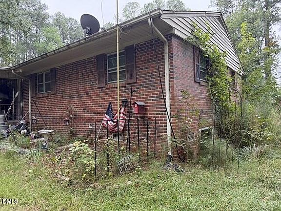 2nd image of 3814 Mary Martin Rd