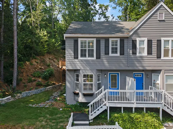 5049 Laurel Springs Way SE, Smyrna, GA 30082