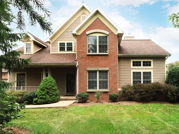 102 Abbott Ln, State College, PA 16801