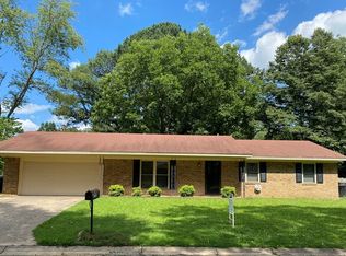 110 Oaklawn Dr, Conway, AR 72034
