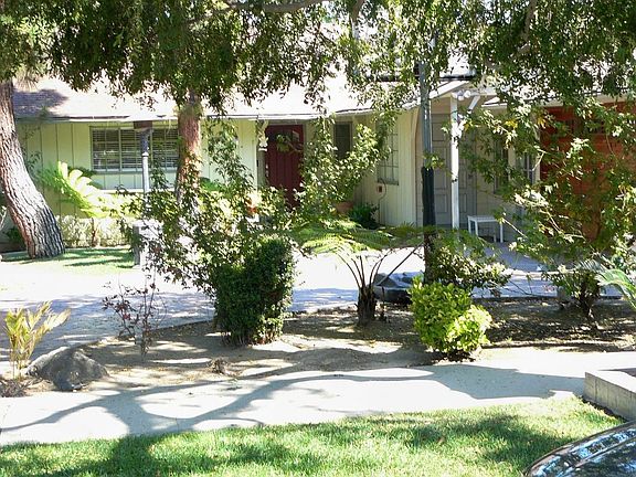 3rd image of 12626 Manor Dr