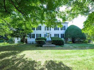 11 Clinton Ave, Salt Point, NY 12578