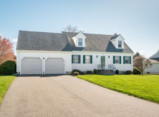 226 Windmill Hl, Wethersfield, CT 06109