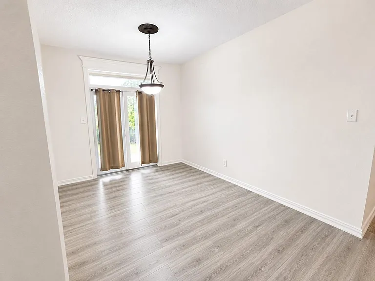 21458 Park Timbers Ln — Photo 3