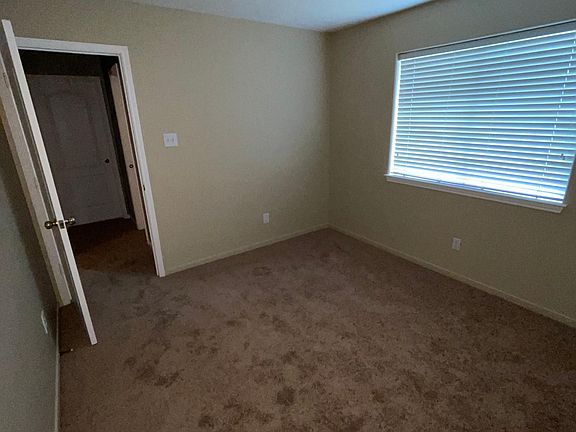 5th image of 12315 Heritage Grove Dr