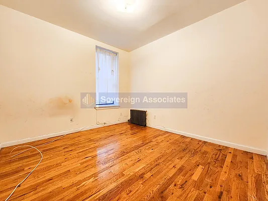 Rented by Sovereign Associates | media 30