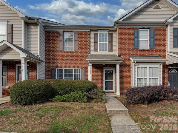 3427 Calpella Ct, Charlotte, NC 28262