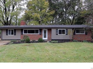 801 Renee Ln, Saint Louis, MO 63141