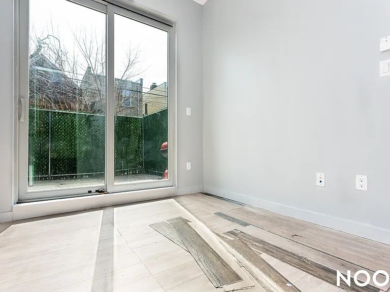 340 Rutland Rd #1B — Photo 7