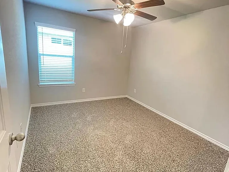 1914 Basil Ct — Photo 18