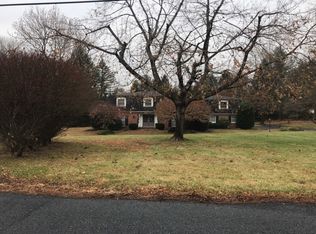 3518 North Dr, Bethlehem, PA 18015