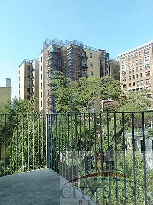 Rented by City Stop Realty | media 6
