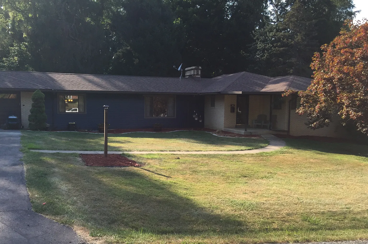 818 Everglade Dr photo 1