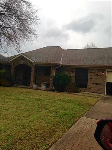1st image of 412 Holly Fern Dr