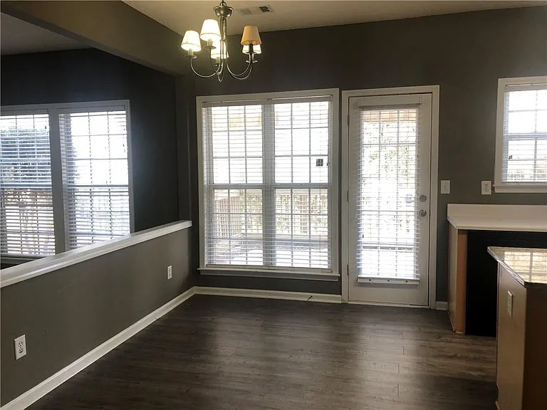 5871 Haterleigh Dr — Photo 12