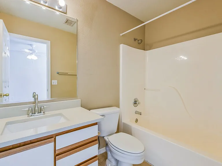 2200 E Spruce Dr — Photo 12