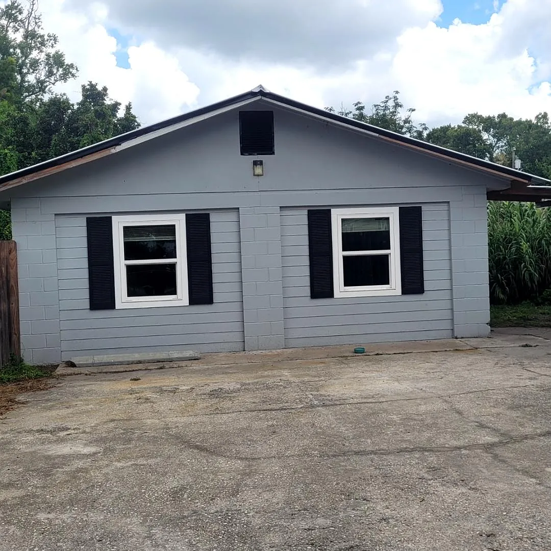 Front view - 8511 Ocala Ave #1