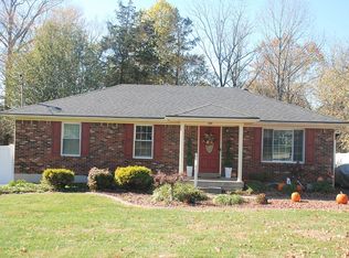 221 Dogwood Dr, Mount Washington, KY 40047