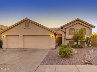 11721 N Skywire Way, Tucson, AZ 85737