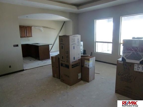 2nd image of 3907 N 156th Ave
