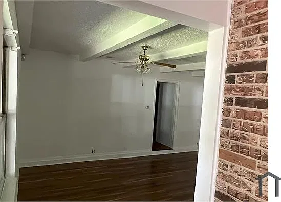 3 bed, 1300 sqft, $1,350 — Photo 3