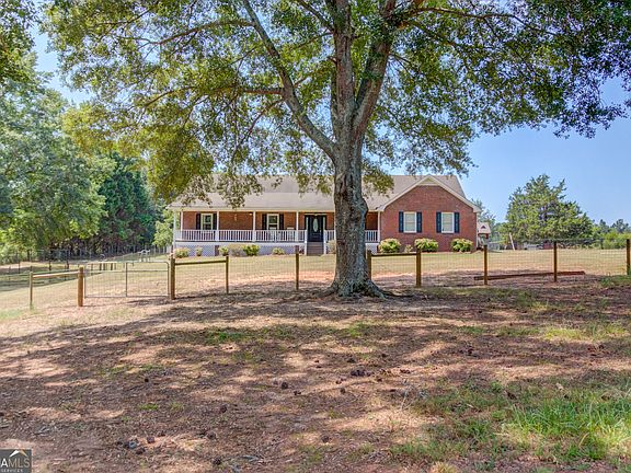 2nd image of 2373 Whitney Rd