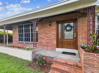210 Redwood Ave, Temple Terrace, FL 33617