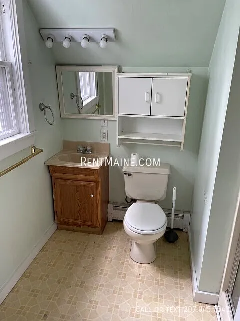 2 bed, $1,300 — Photo 4