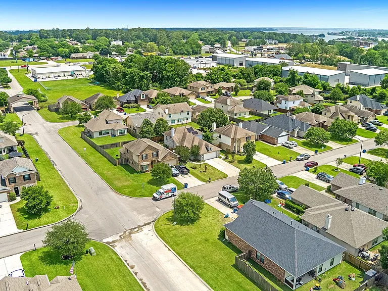 18436 Sunrise Pines Dr — Photo 33