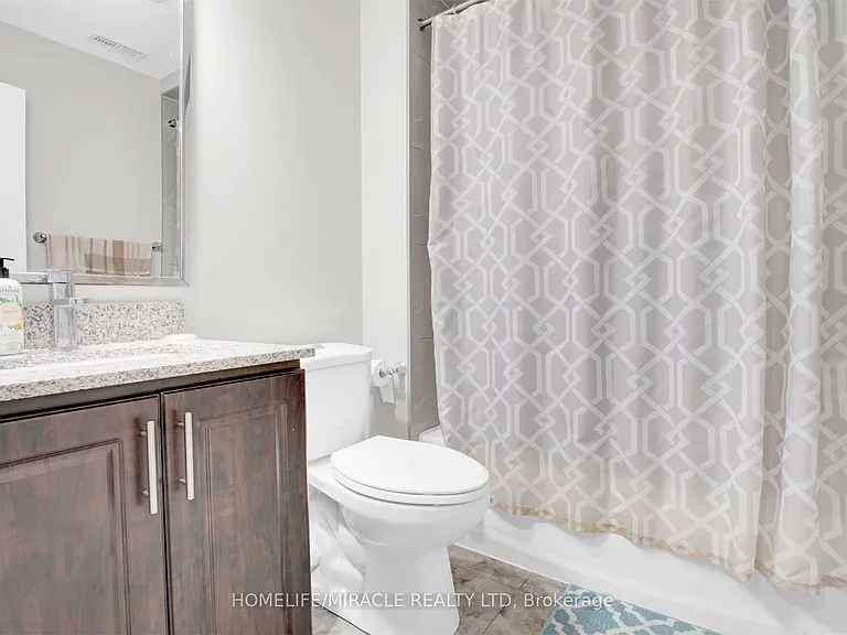 51 Connolly Cres #BASEMENT — Photo 4