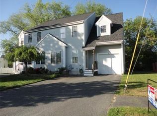 4 Jason Cir, Milford, MA 01757